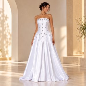 Vestido de Noiva Tomara Que Caia Com Corpete Estruturado e Aplicações Em Pedrarias