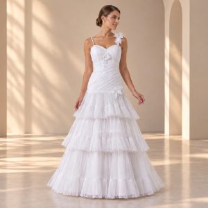 Vestido De Noiva Com Alças Finas, Aplicações Florais e Saia Em Camadas