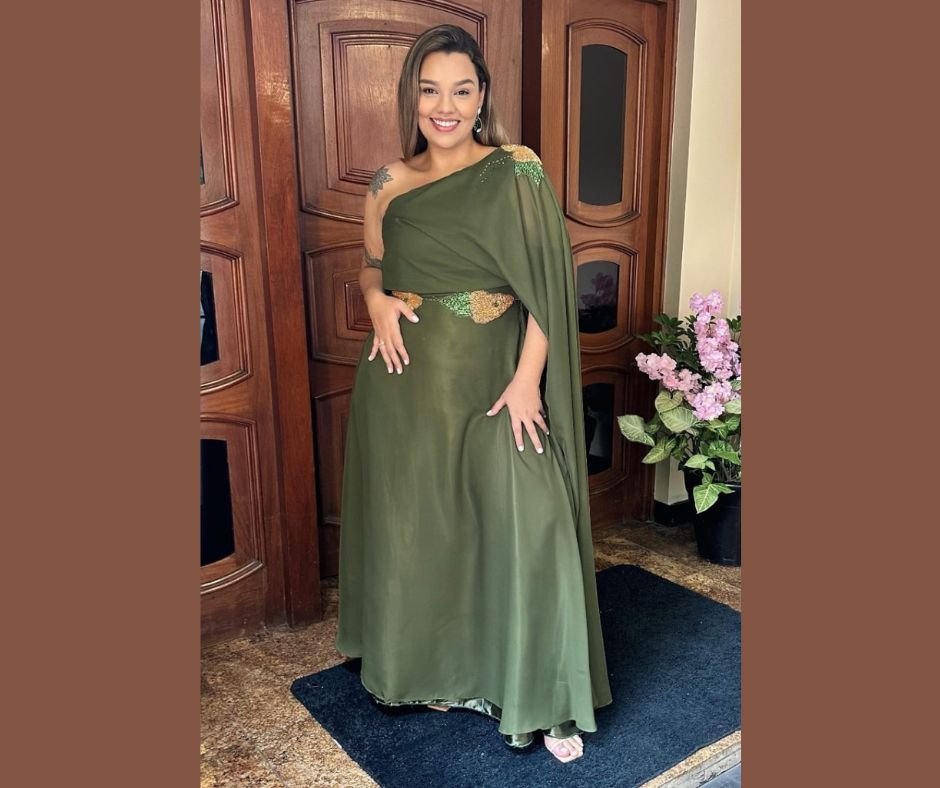 Vestido de longitud T con tirantes finos y lazo de cinturón Verde Oliva