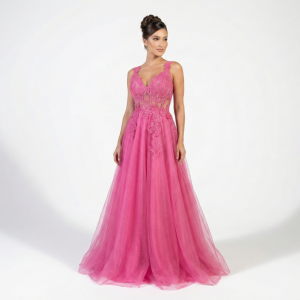 Vestido com Saia Ampla em Tule e Corpete em Renda Bordada com Cristais