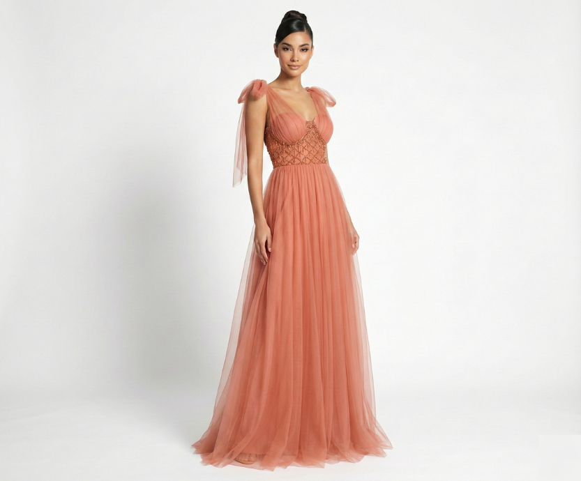 Vestido Terracota com Saia em Tule, Laço e Corpete Bordado