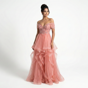 Vestido Salmão com Saia de Crinol Gliterizada e Corpete Bordado
