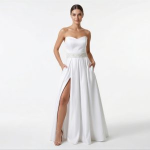 Vestido de Noiva com Busto Estruturado, Fenda e Cinto em Pérolas