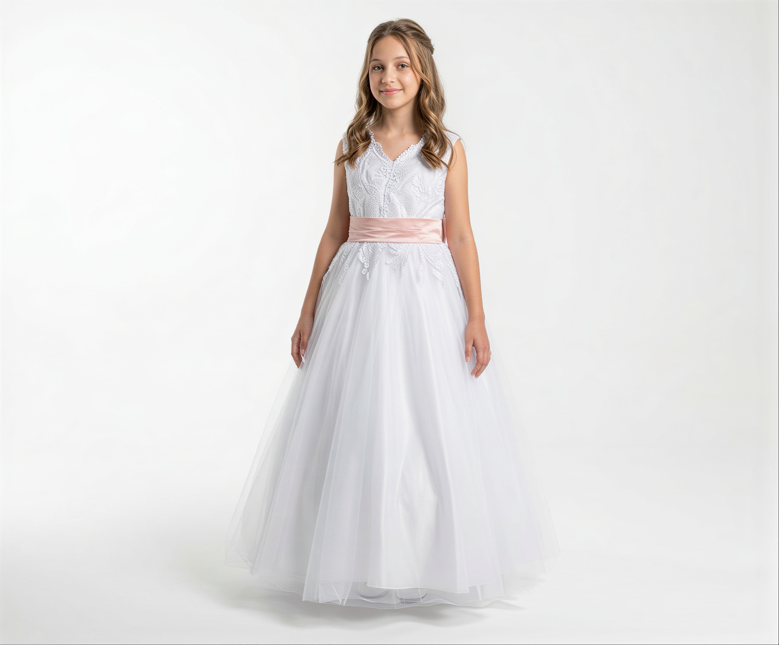 Vestido Para Daminha Off White Com Corpo Em Renda e Faixa Rosa