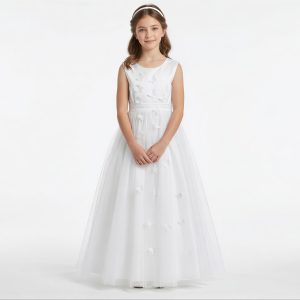 Vestido Para Daminha Off White Com Aplicações e Saia Longa Em Tule