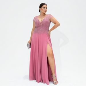 Vestido Rose Bordado com Fenda e Saia Rodada