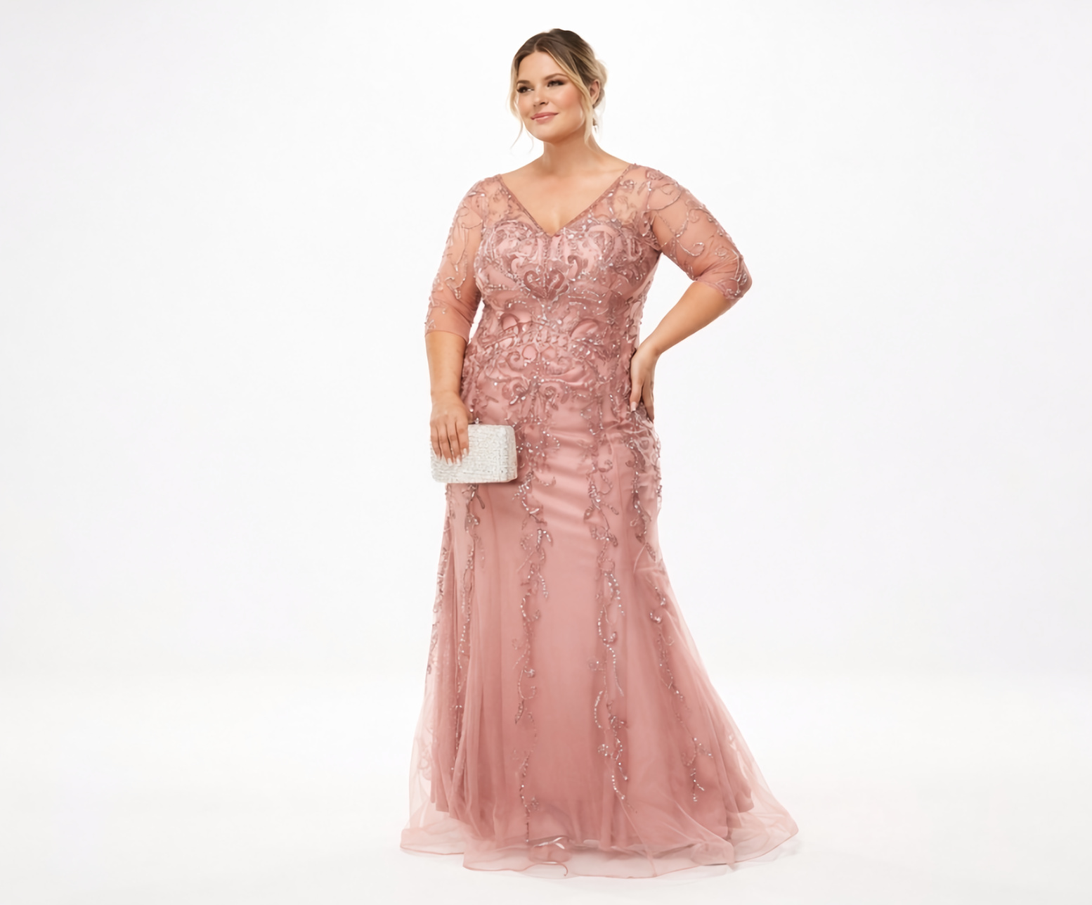 Vestido Justo Rose Todo Bordado com Manga 7/8