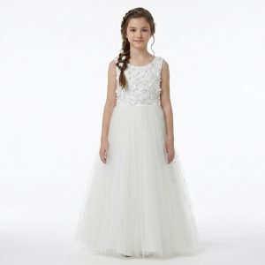 Vestido Branco De Daminha Em Tule Com Aplicações Florais No Corpo e Saia Fluida